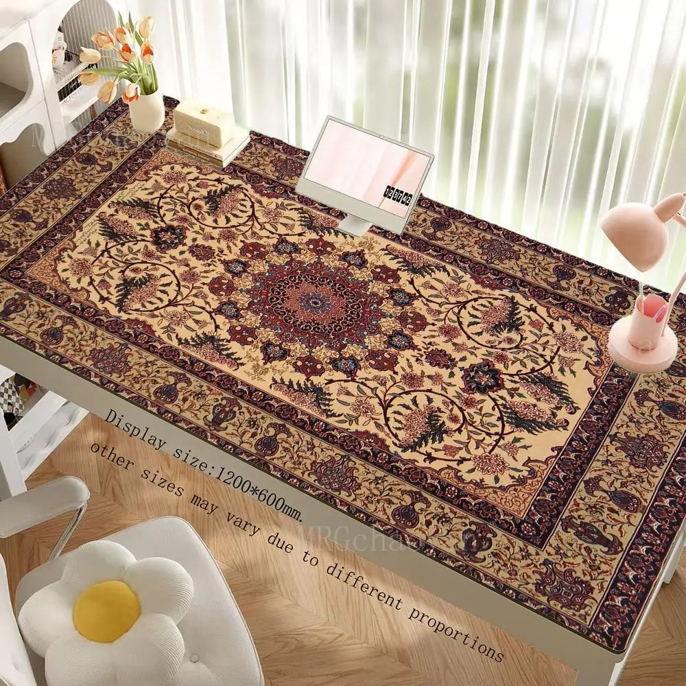 A huge Persian carpet, a myste - огляд і ціна Mouse Gaming Retro