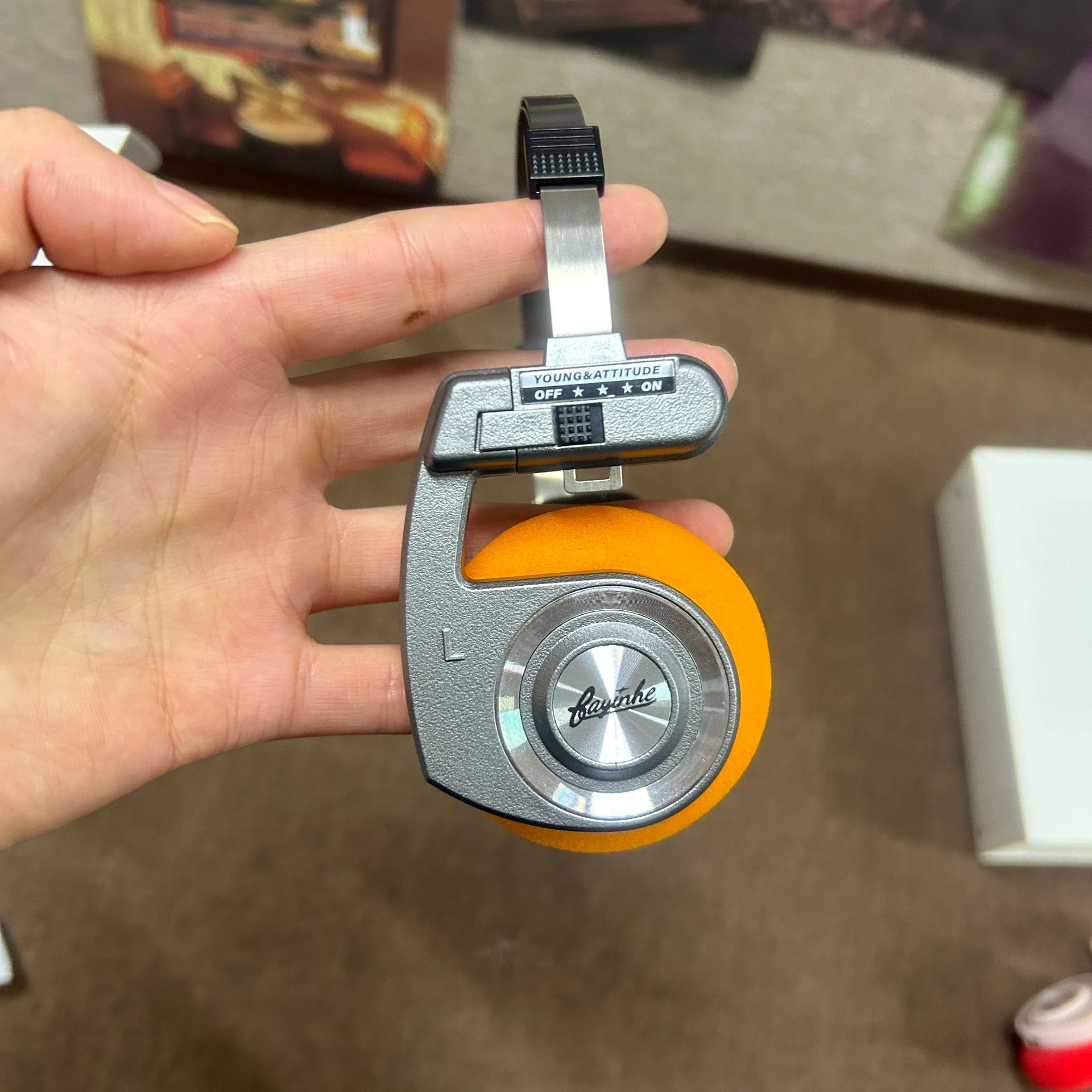 Retro Folding Wireless Headpho - огляд і ціна Retro Gaming Headset